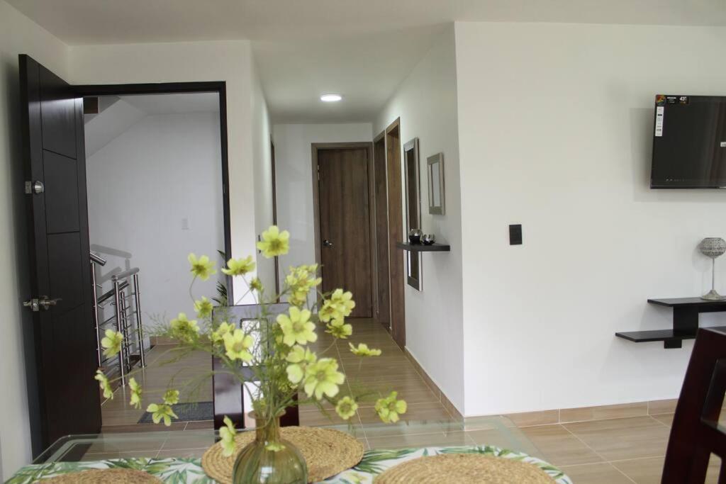 Lindo Apartamento Con Estacionamiento Buga Exterior foto